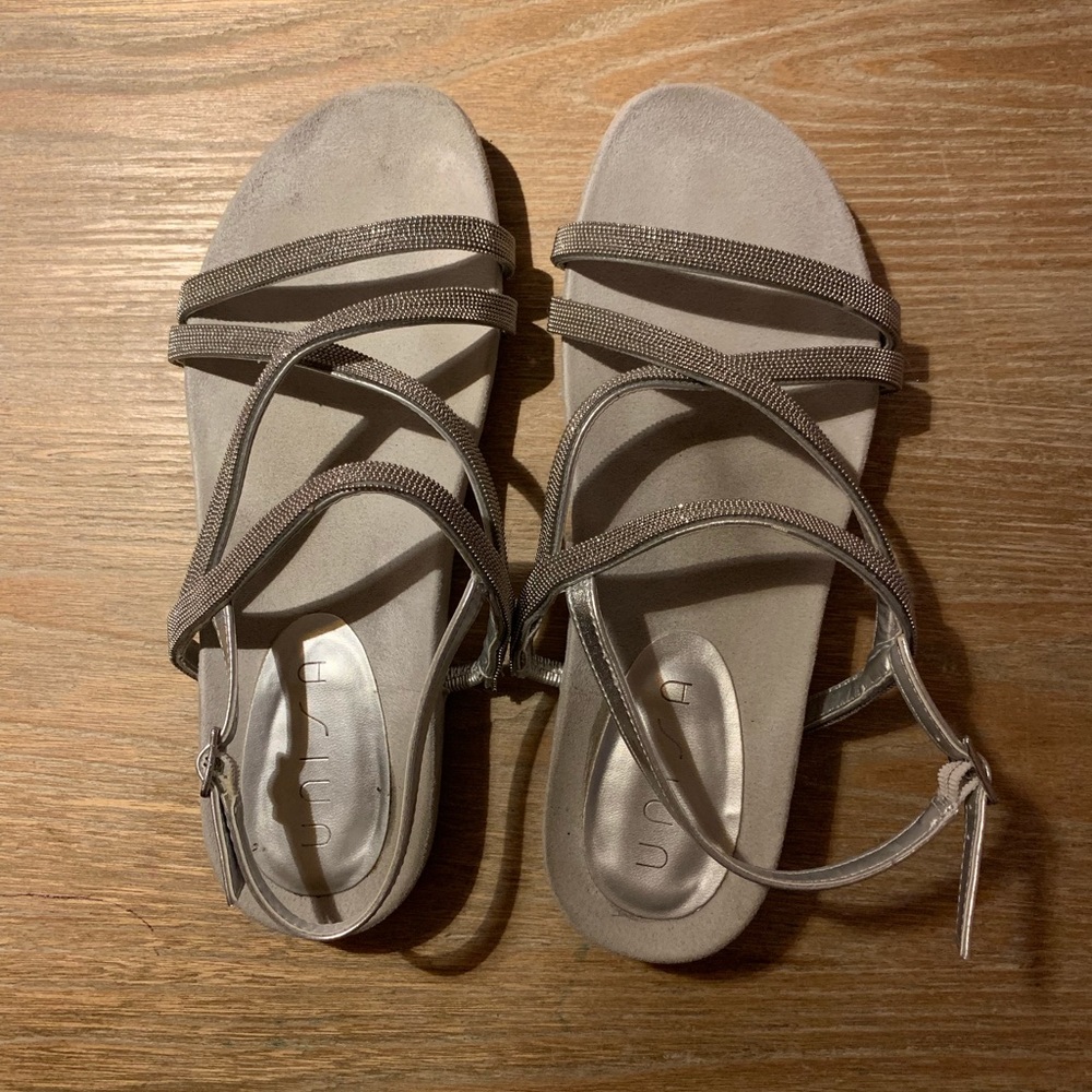 NYE Unisa Size 8 Sexy Sparkly Strappy Sandal